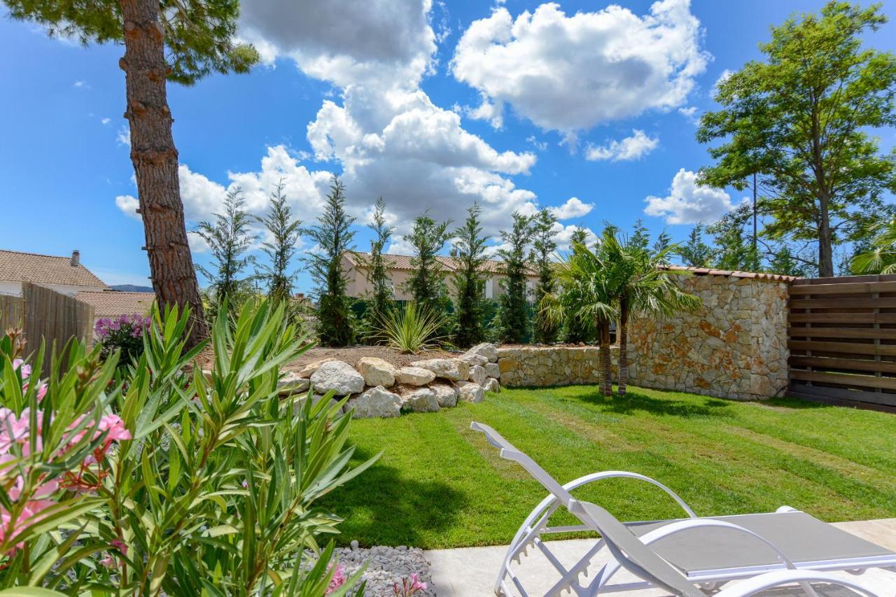 Villa T2 Independante Piscine Privee Jardin Bouc-Bel-Air Exterior photo
